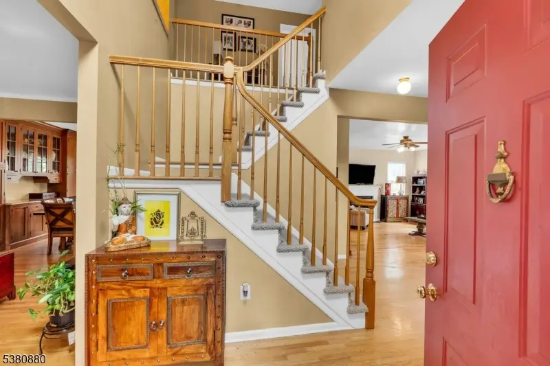 7 Hughes Road, Bradley Gardens, NJ 08807 - #3