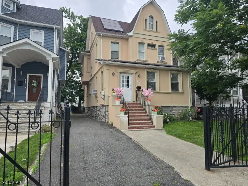 217 Rutledge Ave, East Orange, NJ 07017 - #2