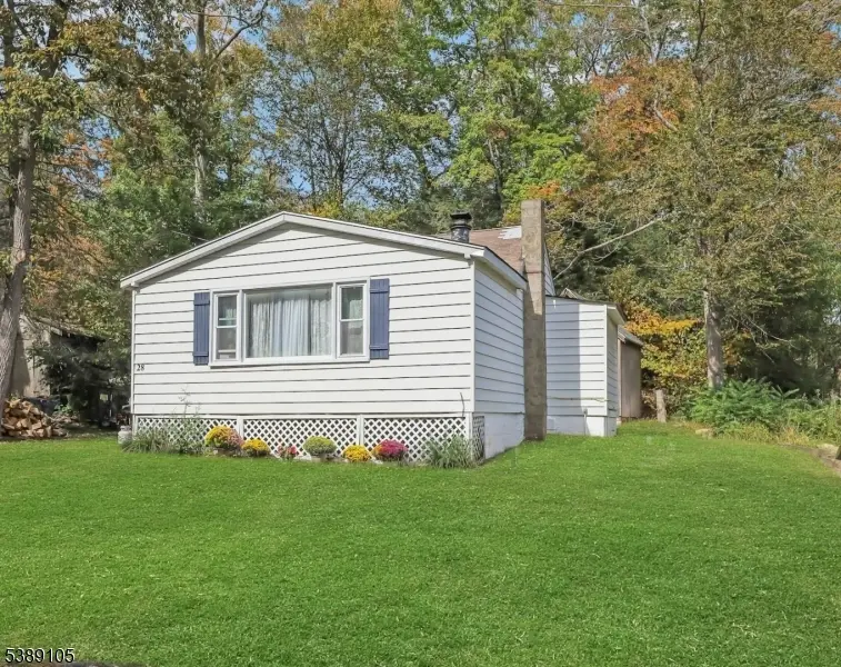 28 Risley Rd, Upper Greenwood Lake, NJ 07421 - #2