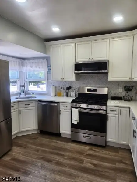 113 S Mckinley Ave, Iselin, NJ 08830 - #3