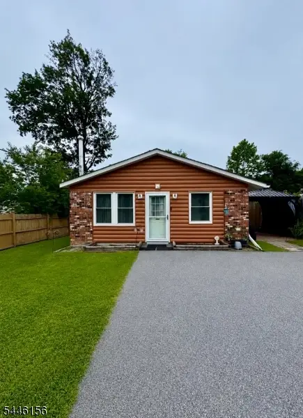 18 Prince St, Hamburg, NJ 07419 - #1