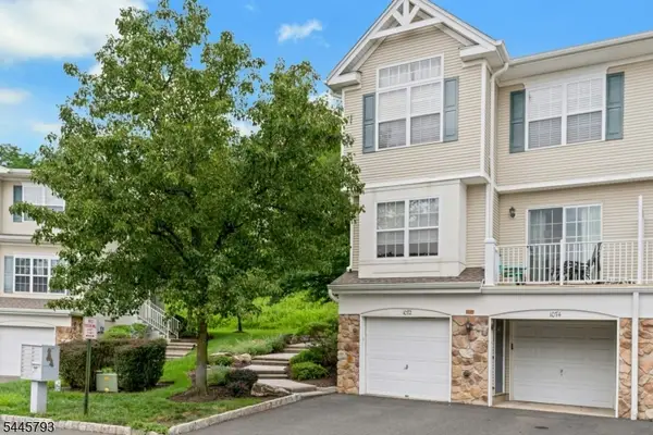 1074 Shadowlawn, Green Brook Twp., NJ 08812