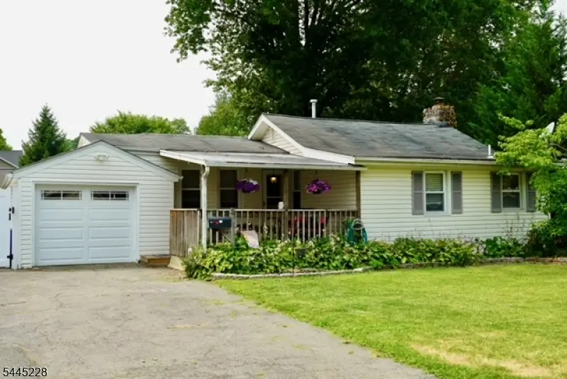 19 Seminole Avenue, Lake Hiawatha, NJ 07034 - #2