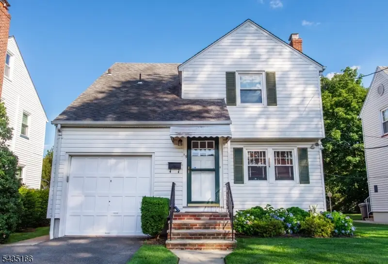15 Glenwood St, Clifton, NJ 07013 - #1