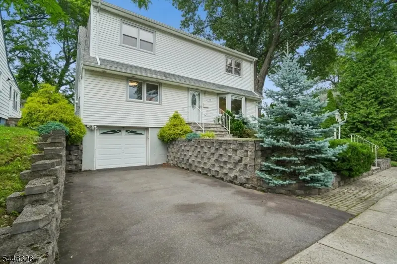 184 Beech St, Nutley, NJ 07110 - #3
