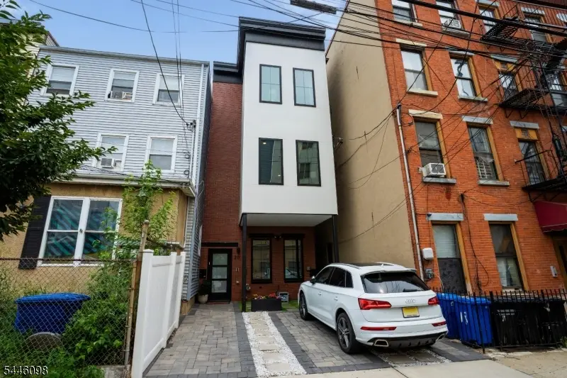 20 Westervelt Pl #2F, Jersey City, NJ 07304 - #1