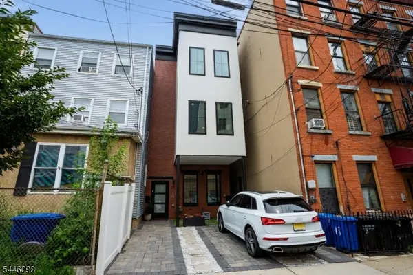 20 Westervelt Pl #2F, Jersey City, NJ 07304