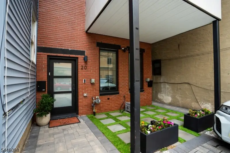 20 Westervelt Pl #2F, Jersey City, NJ 07304 - #2