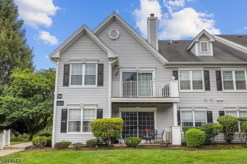 1430 Magnolia Ln, Branchburg, NJ 08876 - #1