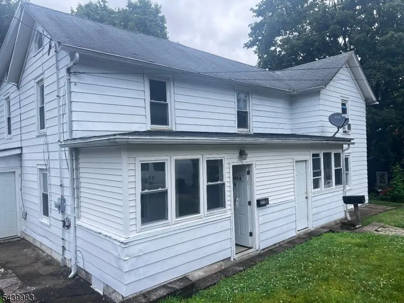 209 W Chrystal St Ab, Dover, NJ 07801 - #1