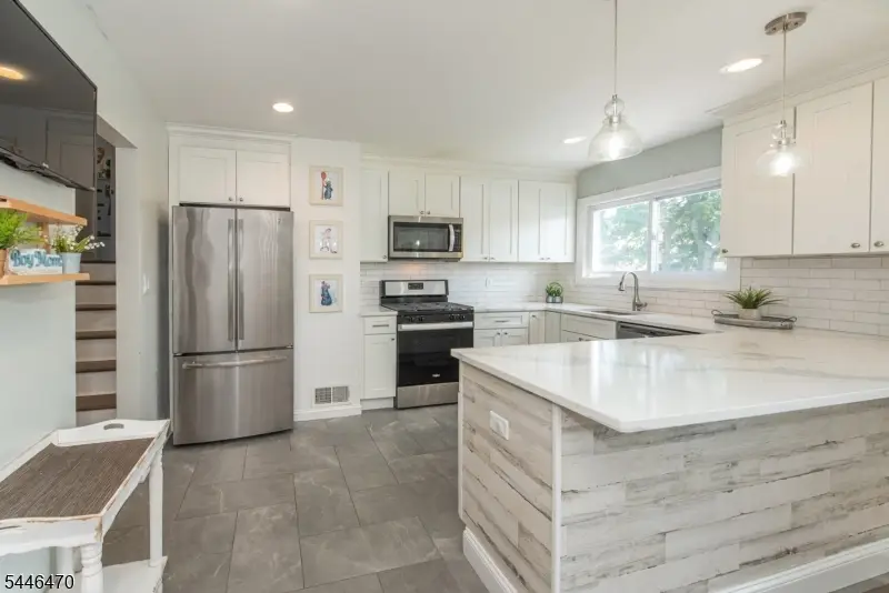 67 Pinho Ave, Carteret, NJ 07008 - #3