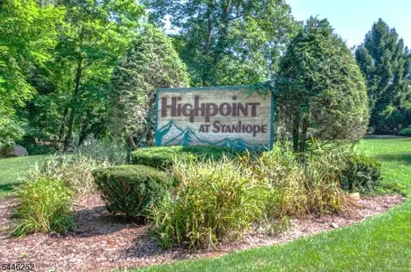 16312 Dell Pl. #312, Stanhope Boro, NJ 07874