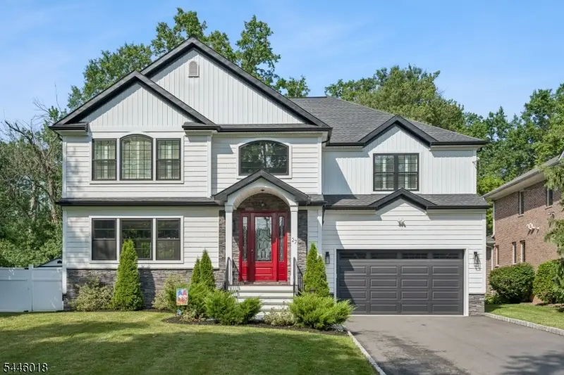 27 Brookside Ter, Clark, NJ 07066 - #1