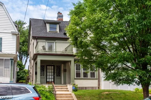 786-788 Lake St, Newark City, NJ 07104