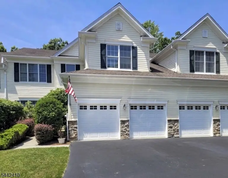 92 Mackenzie Ln, Denville, NJ 07834 - #1
