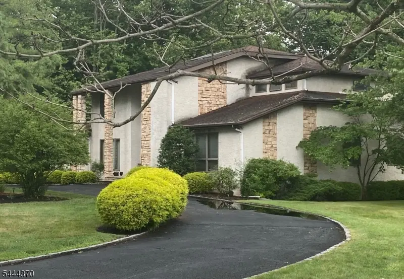 174 Brooklake Rd, Florham Park, NJ 07932 - #2