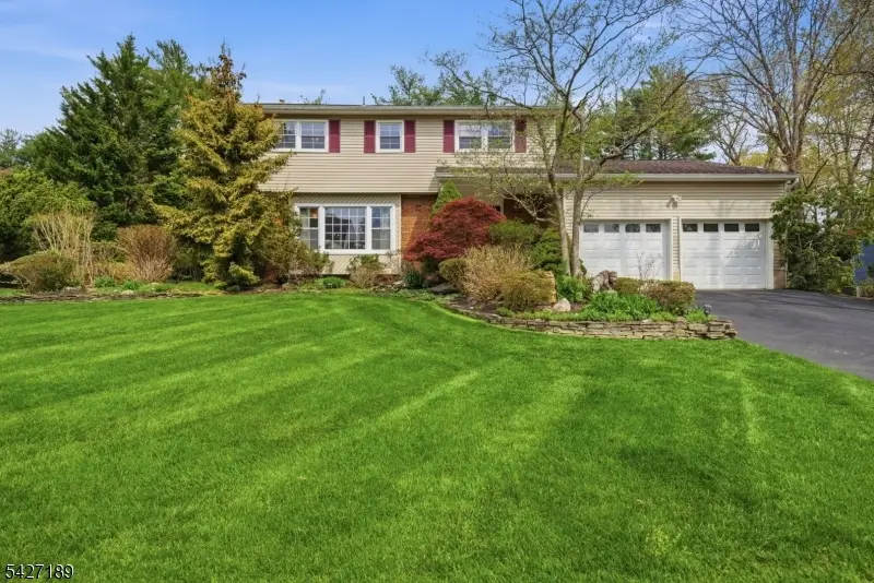 7 Candle Ln, East Brunswick, NJ 08816 - #1