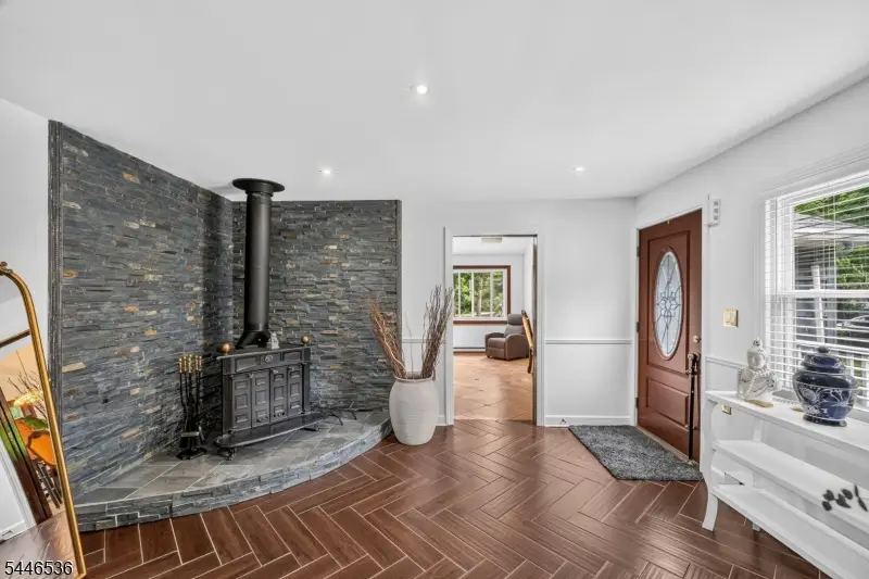 36 Lebanon Trl, Hopatcong, NJ 07843 - #2