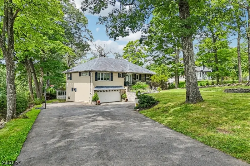 695 Berdan Ave, Wayne, NJ 07470 - #2