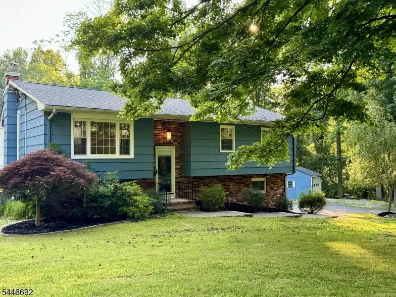 82 Catswamp Rd, Allamuchy, NJ 07840 - #2