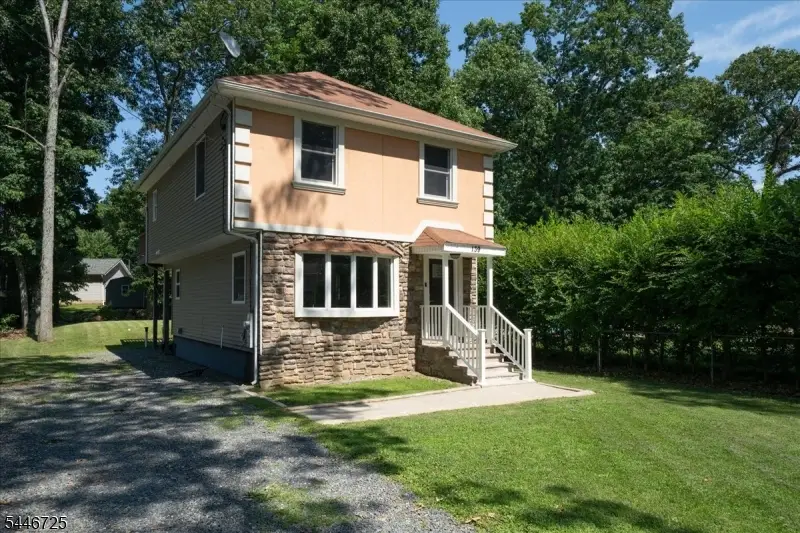 139 Harris Ave, Hopatcong, NJ 07864 - #1