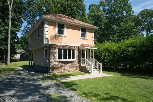 139 Harris Ave, Hopatcong Boro, NJ 07864