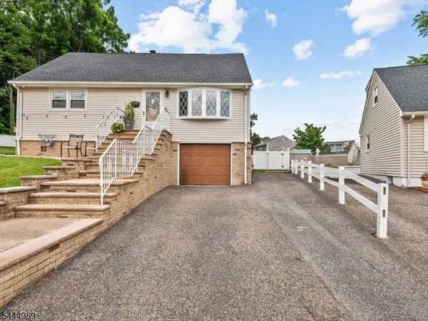 79 Susan Ct, Clifton City, NJ 07012