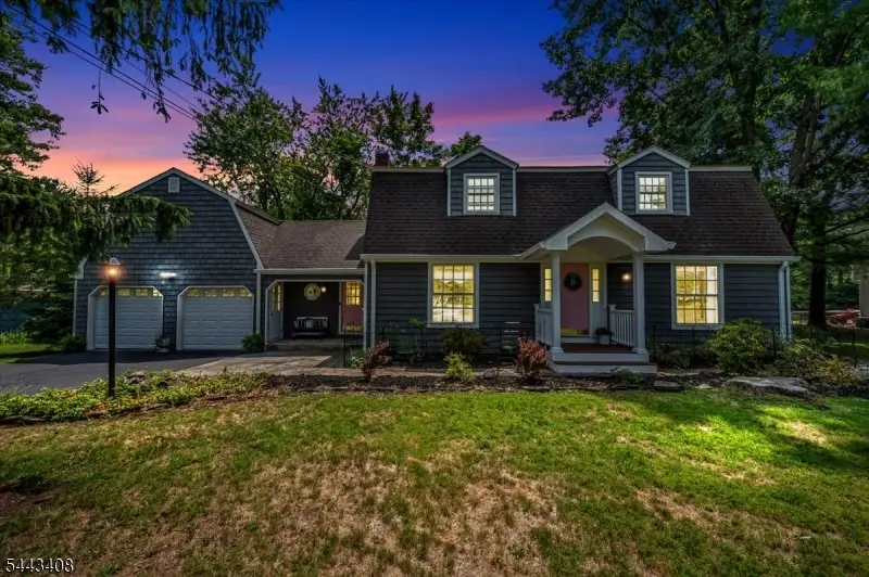 1094 Cambridge Ln, Bridgewater, NJ 08807 - #1
