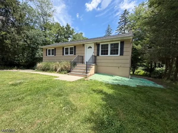40 Ridge Rd, Mount Olive Twp., NJ 07828