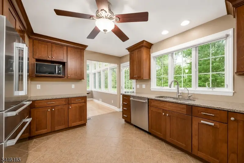 22 Bromley Ct, New Providence, NJ 07974 - #2