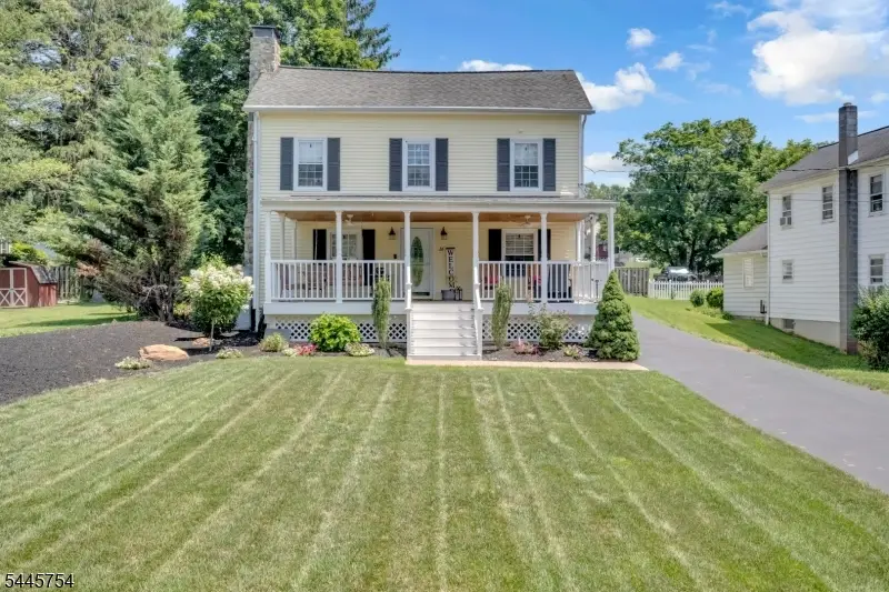 26 Mackenzie Rd, Hampton, NJ 08827 - #1