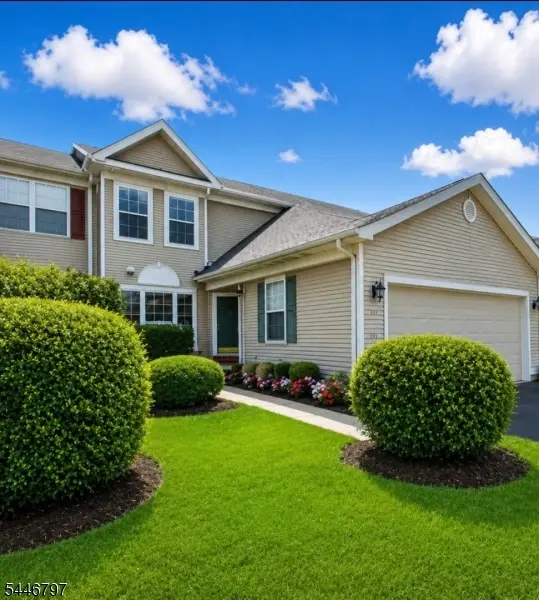 141 Coburn Rd #1, Hopewell, NJ 08534 - #1