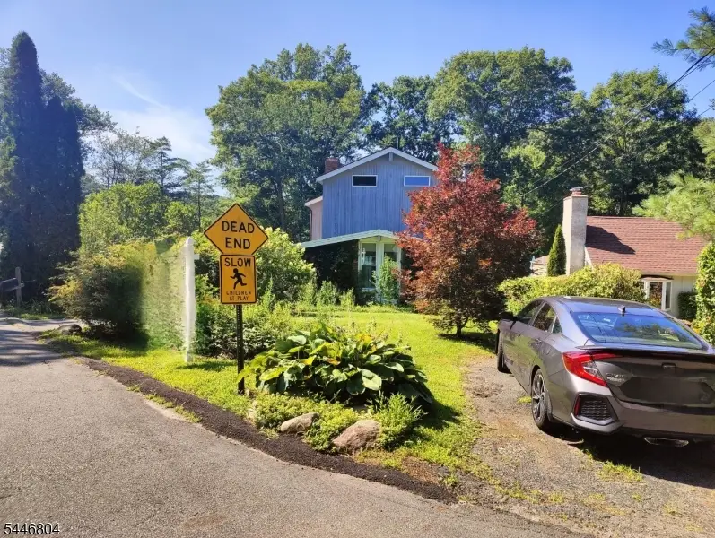 2 Algonquin Trl, Jefferson, NJ 07885 - #1