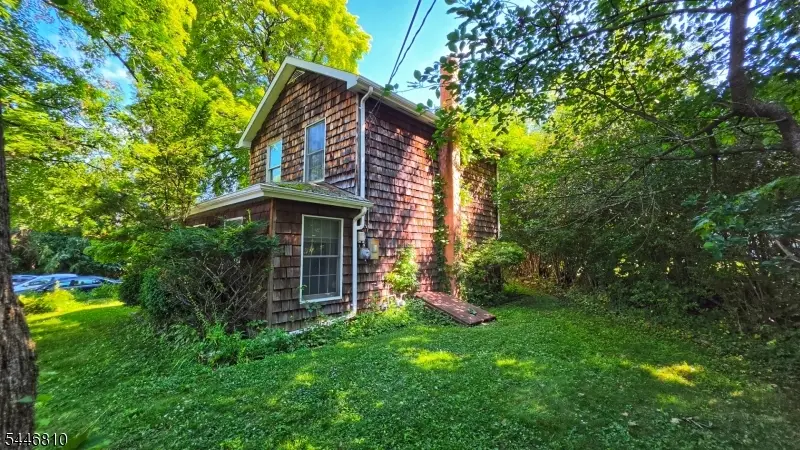 57 Grove St, Chester, NJ 07930 - #2