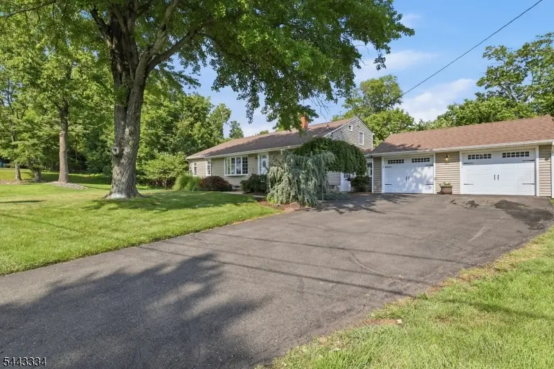 15 Deerhead Dr, Martinsville, NJ 08807 - #3