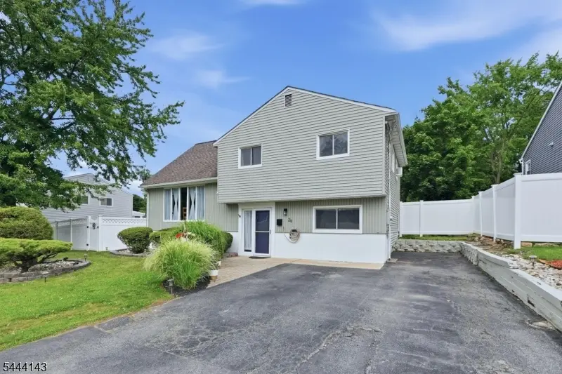 29 Daniel St, Dover, NJ 07801 - #2