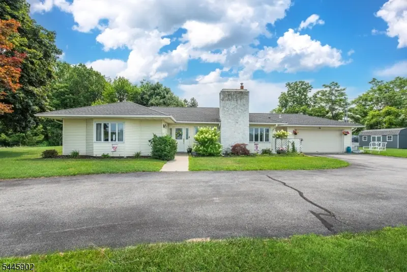 3334 State Rt 94, Hardyston, NJ 07419 - #1