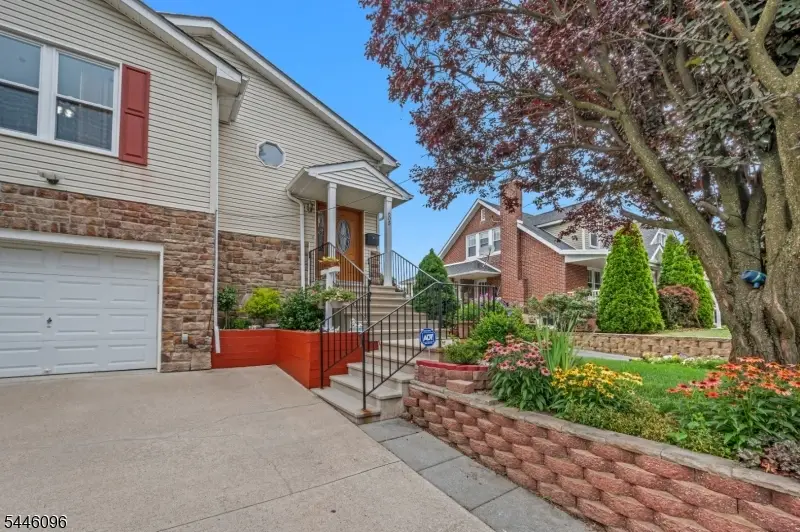 605 Corliss Ave, Phillipsburg, NJ 08865 - #3