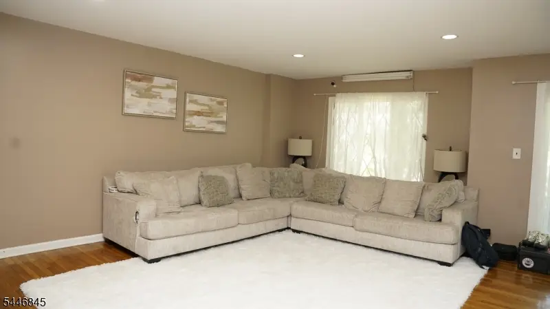 118 Devonshire Ct, Hillsborough, NJ 08844 - #2