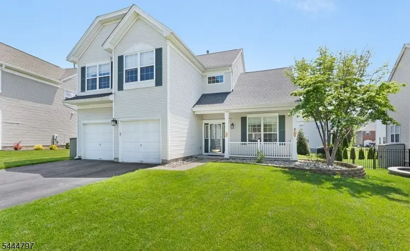 25 Rolling Rapids Ct, Hackettstown, NJ 07840 - #2
