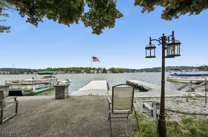 21 Sunset Ln, Landing, NJ 07850 - #1