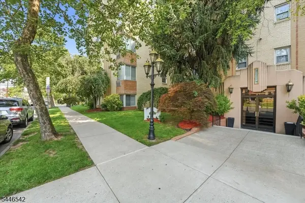 19-31 Lyons Ave #207, Newark City, NJ 07112