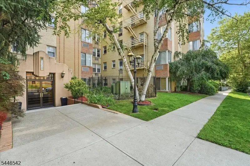 19-31 Lyons Ave #207, Newark, NJ 07112 - #2
