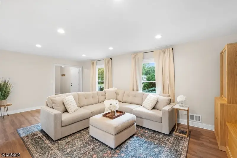195 Beekman Ln, Hillsborough, NJ 08844 - #3