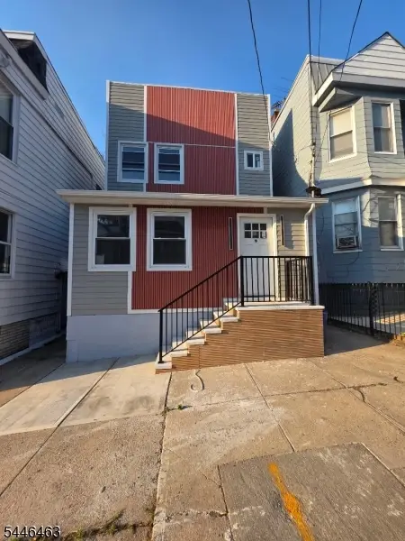 34 Tichenor Ter, Irvington, NJ 07111 - #1