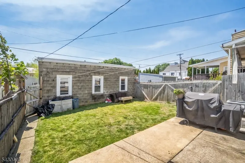 62 Lewis St, Phillipsburg, NJ 08865 - #3
