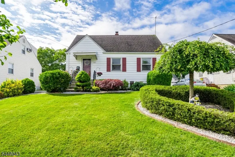 1601 Raritan Rd, Clark, NJ 07066 - #1