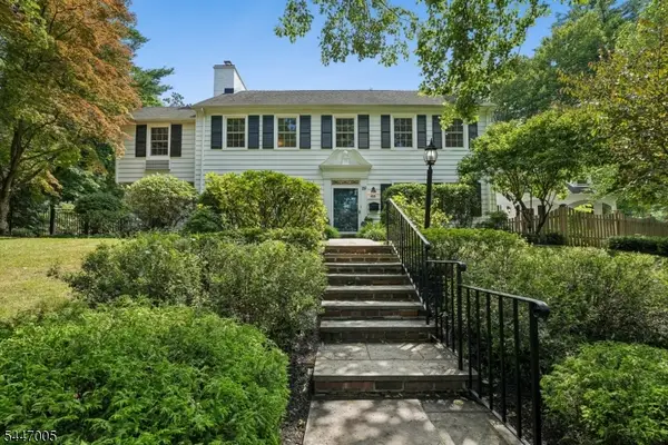 25 West Rd, Millburn Twp., NJ 07078