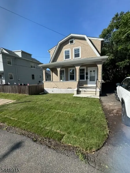 289 Hathaway St, Wallington Boro, NJ 07057