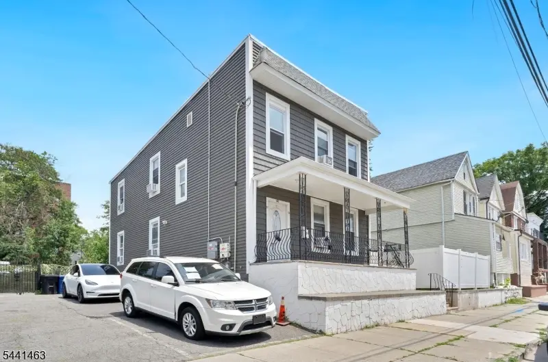 60 Welland Ave, Irvington, NJ 07111 - #3